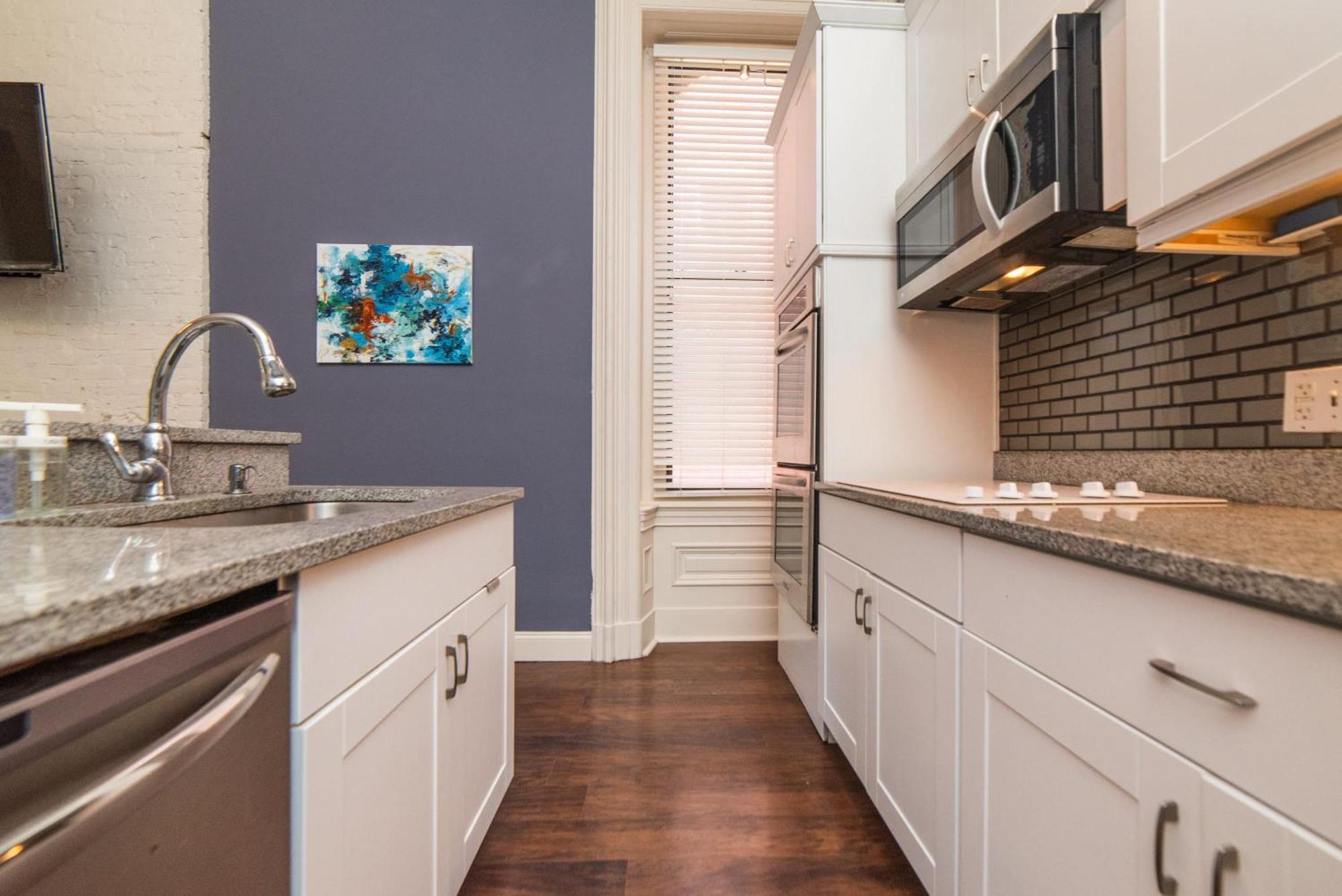 Unbeatable Location - Walkable Entertainment Apartment Pittsburgh